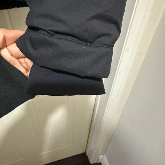 Black Super Puff Shorty Jacket - Picture 3 of 3